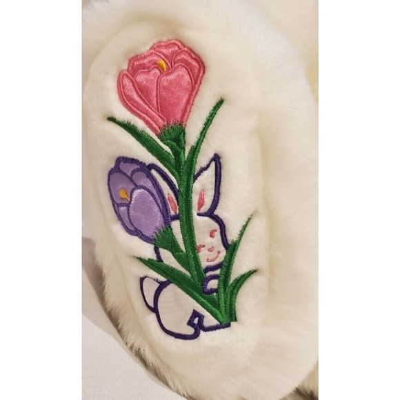 Tb Toy Trading Co Large Rabbit with Appliqued and Embroidered Floral Feet - Picture 7 of 12